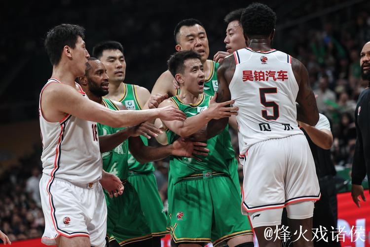 CBA赛事激战正酣：广东挑战劲旅，上海对阵同曦，山西冲击首胜