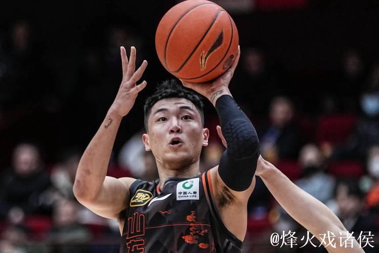 高诗岩20+7+5山东逆转北控 四川不敌江苏